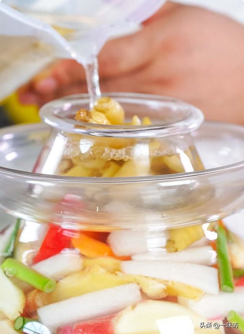 腌制四川泡菜秘訣 掌握這幾點，酸脆不生花，放一年都不會壞